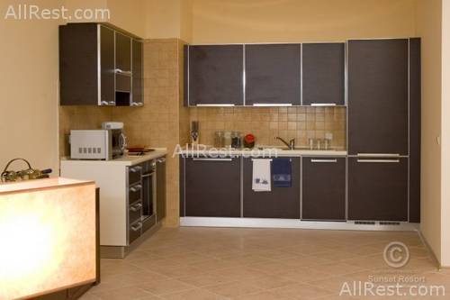 Sunset Resort 39